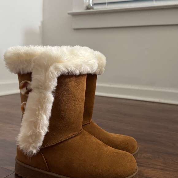 New Abigail Boots $59 -> $30 - Picture 3 of 5